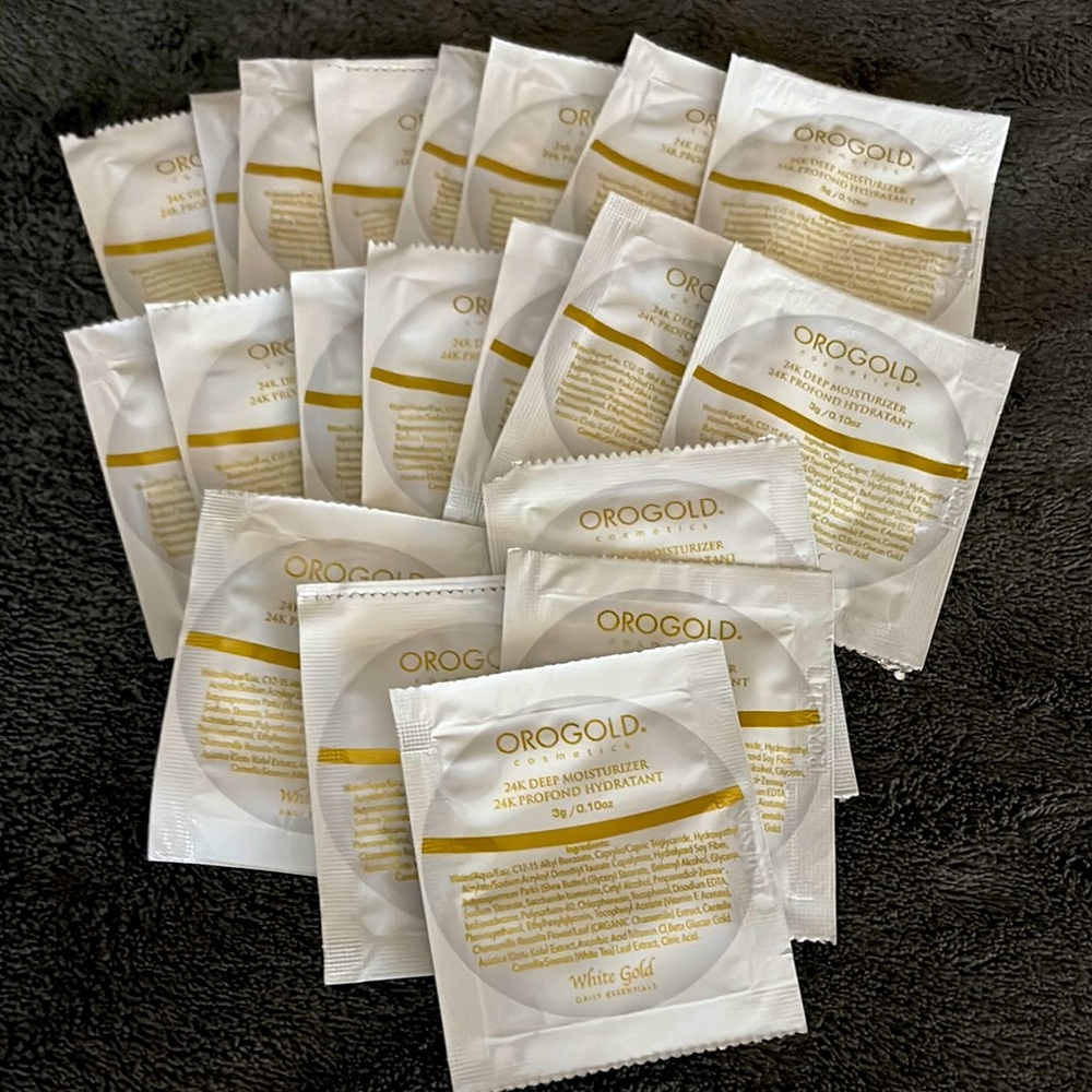 24k Deep Moisturizer - 20 Sachets = 2 Oz.